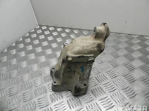 Mercedes-Benz A 651 223 44 04 / A6512234404 VITO / MIXTO Box (W639) 2011 Support