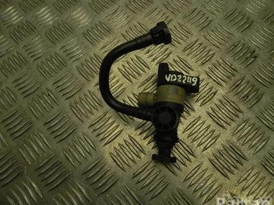 BMW 7636158 3 (F30, F80) 2013 Reniflard - Image 1