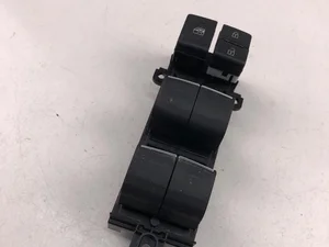 Toyota 84040-02160 / 8404002160 C-HR (_X1_) 2018 Botón de elevación de ventanas