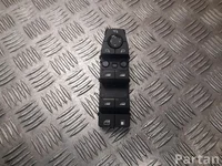 BMW 5 A4B 1C9 / 5A4B1C9 2 U06 Active Tourer 2022 Выключатель электростекло подъемника спереди слева