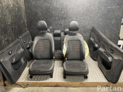Hyundai Kona II 2025 Set of seats Door panel - Image 1
