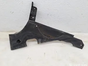 BMW 7186722 5 Touring (F11) 2012 Cache de protection sous moteur