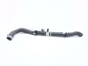 McLaren 13L0242CP, 00065371-2 / 13L0242CP, 000653712 570S 2016 Wąż płynu chłodzącego