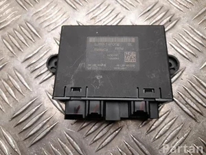 Ford USA LJ8B-14F008-BE / LJ8B14F008BE Mustang Mach-E 2022 Valdymo blokas bagažinės dangčio