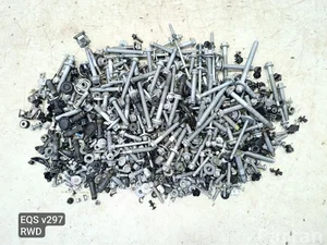 Mercedes-Benz EQS (V297) 2022 Bolzen Satz