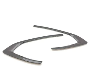 BMW 5A5C0B4, 5A5C0B4_01, 5A5C0B3, 5A5C0B3_01 / 5A5C0B4, 5A5C0B401, 5A5C0B3, 5A5C0B301 i4 (G26) 2023 Décoration de cadre de verre porte