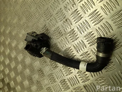 Land Rover M8D2-8B500-AB / M8D28B500AB Range Rover Evoque II L551 2023 Additional water pump - Image 1