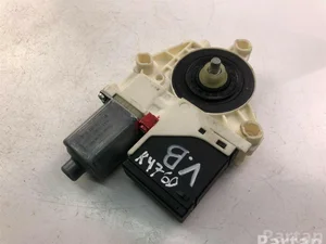 Renault 827310185R MEGANE III Hatchback (BZ0_) 2014 Motor para subida de ventanas