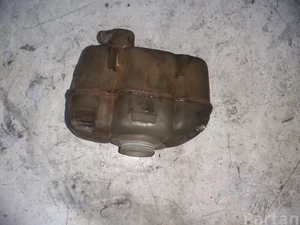 Volvo 8683455 8683456 / 86834558683456 XC90 I 2003 Vase d'expansion du liquide de refroidissement