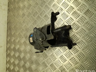 Toyota J6270989 Camry XV70 2020 Support moteur - Image 1