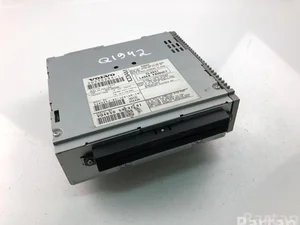 Volvo 30775284-1 / 307752841 V50 (MW) 2005 Radio / lecteur CD