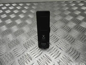 Jaguar 8X23 19C166 BA / 8X2319C166BA XF (X250) 2008 Périphérique d'entrée