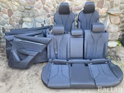 Škoda ELROQ (PYL) 2025 Set of seats Door panel Armrest  - Image 1