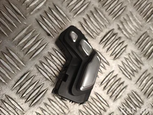 Mercedes-Benz A 166 905 80 00 / A1669058000 GLE (W166) 2017 Switch for seat adjustment Left Front