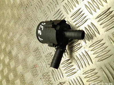 Ford J1G3-18D473-CC / J1G318D473CC MONDEO V Turnier 2021 Pompe à eau supplémentaire - Image 1