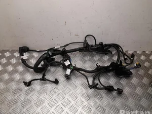 BMW 8 482 367, 8 672 148 / 8482367, 8672148 4 G23 Convertible 2021 Fils du compartiment moteur