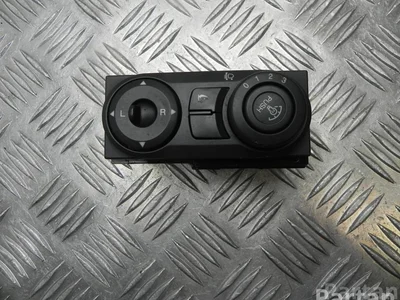 Chevrolet EK6J11 CAPTIVA (C100, C140) 2010 Šviesų jungiklis - Nuotrauka 1