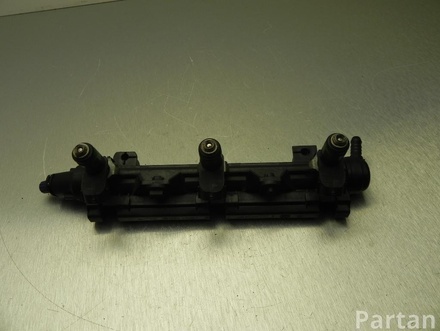 VW 03E 133 320, 03E 133 319 / 03E133320, 03E133319 POLO (9N_) 2008 Fuel rail