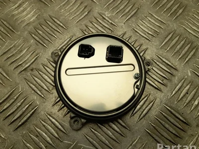 Nissan W0898 NAVARA Platform/Chassis (D23) 2016 Unité de contrôle de la lumière - Image 1