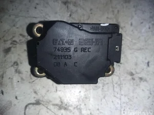 Volvo 74935G XC90 I 2003 Moteur de réglage pour volet de régulation