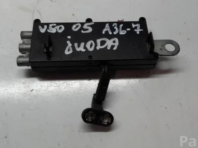 Volvo 30737918 V50 (MW) 2005 Amplificateur d'antenne - Image 1