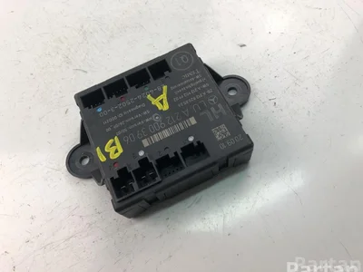 Mercedes-Benz A2129003906 E-CLASS (W212) 2012 Unité de commande pour porte - Image 1