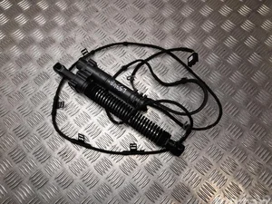 BMW 7373438 5 (F10) 2016 Ressort à gaz