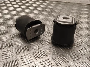 Audi 1K0505145H A3 (8P1) 2012 Gummimetall-Lager