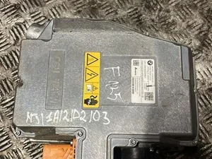 BMW 5B34C12 5 G60 2024 Onduleur avec convertisseur