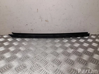 BMW 8 496 291 / 8496291 2 U06 Active Tourer 2022 Other trim detail - Image 1