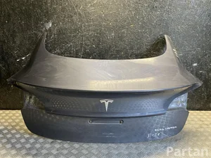 Tesla MODEL 3 2019 Tailgate