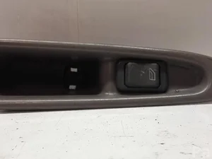 Volvo 03458028 V40 Estate (VW) 1999 Bouton de lève-vitre