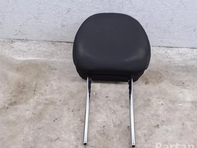 Hyundai Tucson (NX4) 2022 Headrest - Image 1