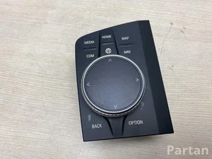 BMW 5A1D044 ; 65825A1D04401 / 5A1D044, 65825A1D04401 3 (G20) 2021 Multimedialna zmieniarka ze sterownikiem