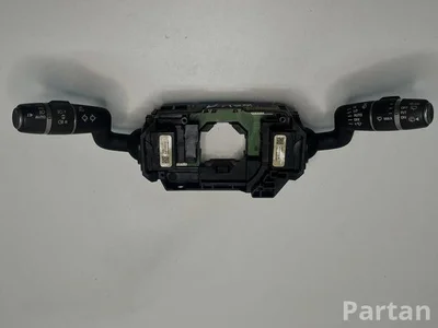 Land Rover DPLA13N064RA ; BJ323F973BB ; BJ323F972DB / DPLA13N064RA, BJ323F973BB, BJ323F972DB RANGE ROVER EVOQUE (L538) 2016 Levier /interrupteur de lumière courte longue - Image 1