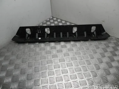 Mercedes-Benz A 222 682 01 86 / A2226820186 S-CLASS (W222, V222, X222) 2015 Support pour la garniture - Image 1