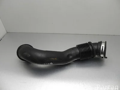 Ford C1B1-9C623-AC / C1B19C623AC FIESTA VI 2011 Prise d'air / Conduit d'air d'admission - Image 1