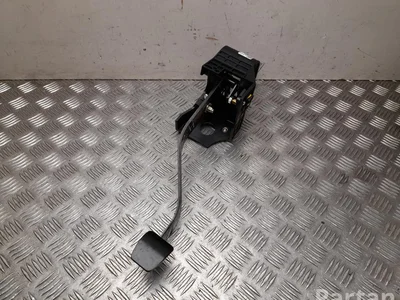 Ssangyong 30400-35500 / 3040035500 Tivoli Grand 2022 Pédale d'embrayage - Image 1