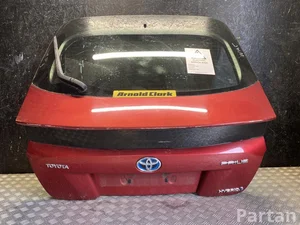 Toyota PRIUS (_W5_) 2016 Tailgate