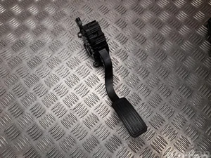 Tesla D2320-000416, 1023168003110 / D2320000416, 1023168003110 Model Y 2021 Pédale d'accélérateur