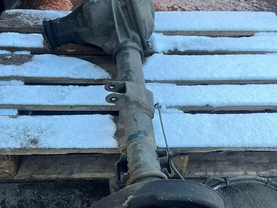 Volkswagen 2H6500040A, 4DG704821GL, 3.7 / 2H6500040A, 4DG704821GL, 37 AMAROK Platform/Chassis (S1B) 2017 poutre d'essieu arrière - Image 1