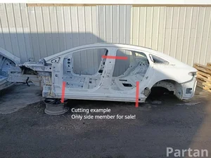 Mercedes-Benz EQS (V297) 2022 Faldón lateral