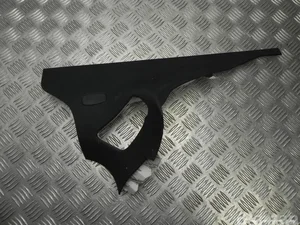 Mercedes-Benz A 257 690 16 00 / A2576901600 GLC (X253) 2015 Облицовка стойки C