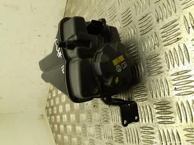 BMW 8093924 M4 G82 2023 Vase d'expansion du liquide de refroidissement - Image 1