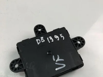 Volvo 31343042 V60 2013 БУ двери - Изображение 1