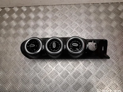 Mercedes-Benz A 247 680 62 02 / A2476806202 B-Class (W247) 2022 Évent Central - Image 1