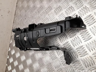 Tesla 1055050-06-J / 105505006J MODEL X 2019 Un autre détail de finition - Image 1