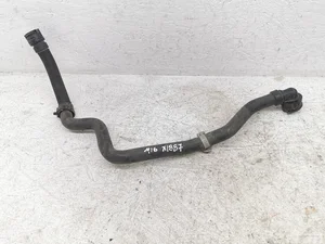 Opel Astra L Hatchback 2023 Tuyaux / Tubes