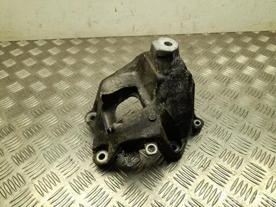 Audi 8B3 199 308 D / 8B3199308D Q5 GUB 2025 Kronšteinas - Paveiksliukas 1