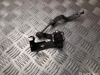 Lexus 8J2711, B171439-2 / 8J2711, B1714392 ES VII XZ10 2019 Sensor, Luftfederungsniveau - Bild 1